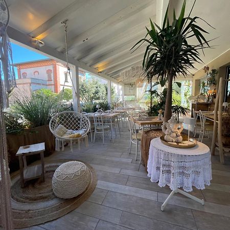 רימיני Americana Beach House מראה חיצוני תמונה